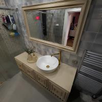 GAVELA | BANYO DOLABI